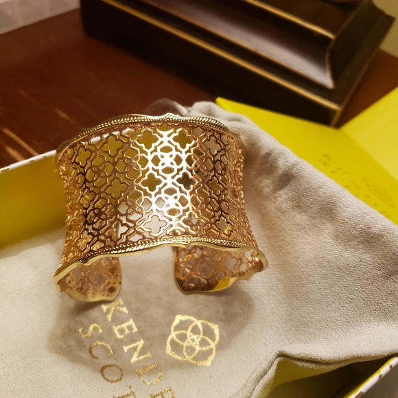 cuff - Picture 3 of 3